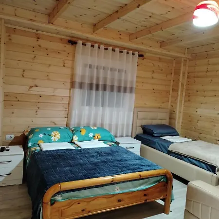 Bujtina Korca * Bucimas