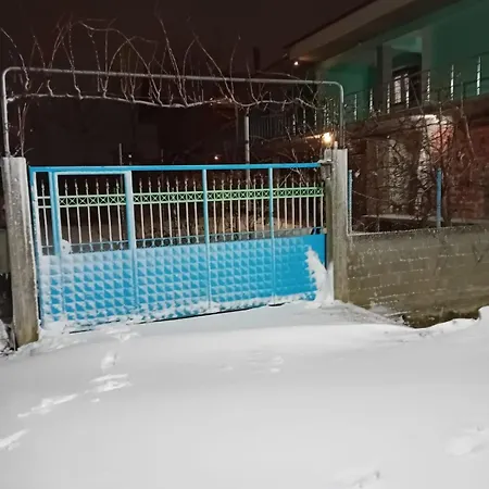 Bujtina Korca Bucimas